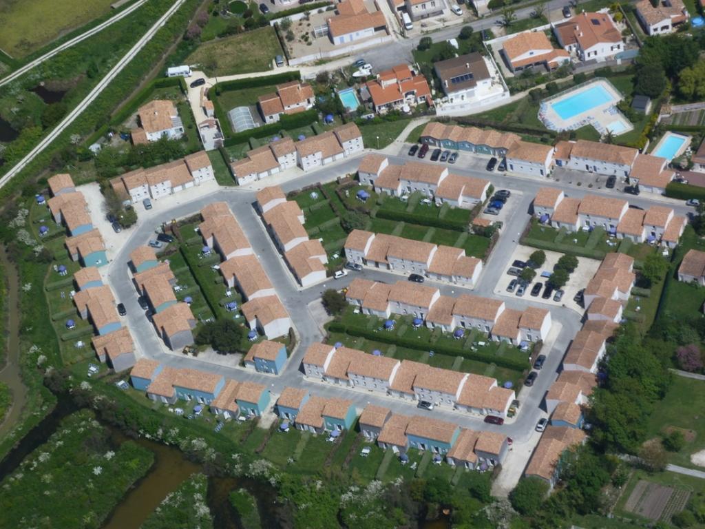 Residence Odalys Le Village Des Amareyeurs Le Château-dʼOléron エクステリア 写真