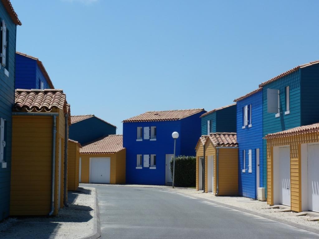 Residence Odalys Le Village Des Amareyeurs Le Château-dʼOléron エクステリア 写真